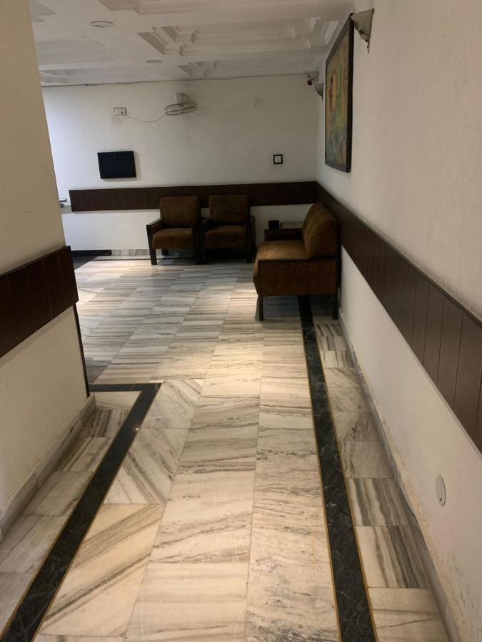 Hotel Raman'S Jagādhri 外观 照片