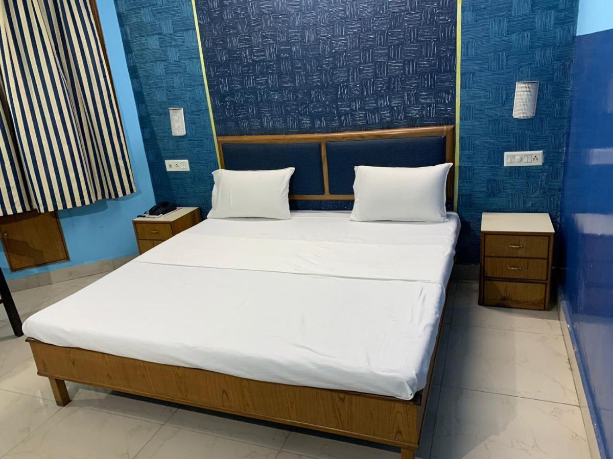 Hotel Raman'S Jagādhri 外观 照片